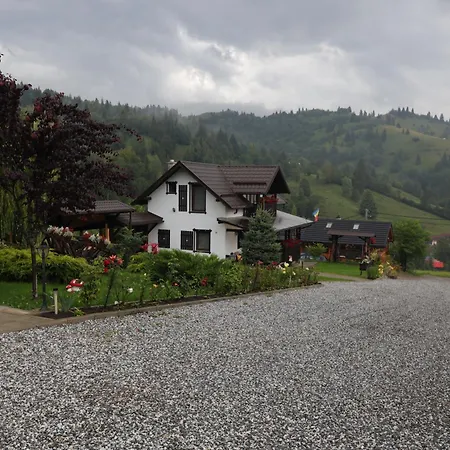 Casa Izvorul Raraului Holiday home *