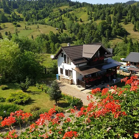 Casa Izvorul Raraului *